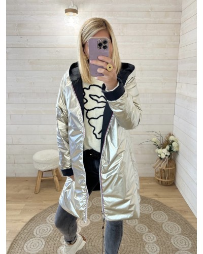 Imperméable réversible Laura Jo long mi-saison noir et doré porté face dorée – Référence 22022